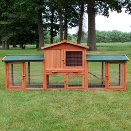 Dřevěná králíkárna s velkým výběhem, dřevo.