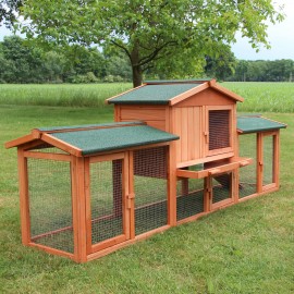 Dřevěná králíkárna s velkým výběhem, dřevo.