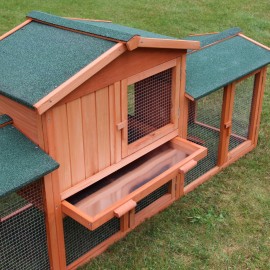 Dřevěná králíkárna s velkým výběhem, dřevo.